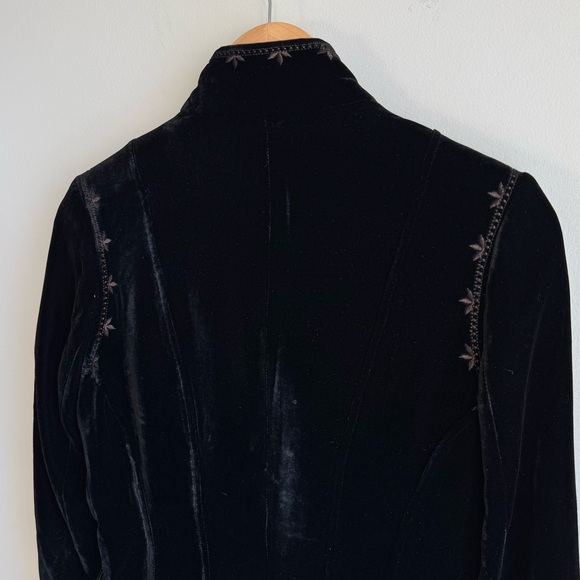Vintage Le Chateau Fitted Velvet Jacket Sz S Black Silk Blend Blazer Hook & Eye - Picture 9 of 13